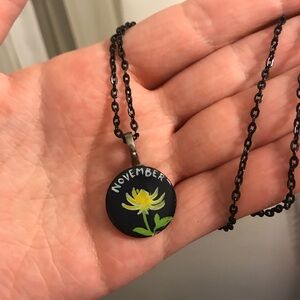 November Birth flower necklace